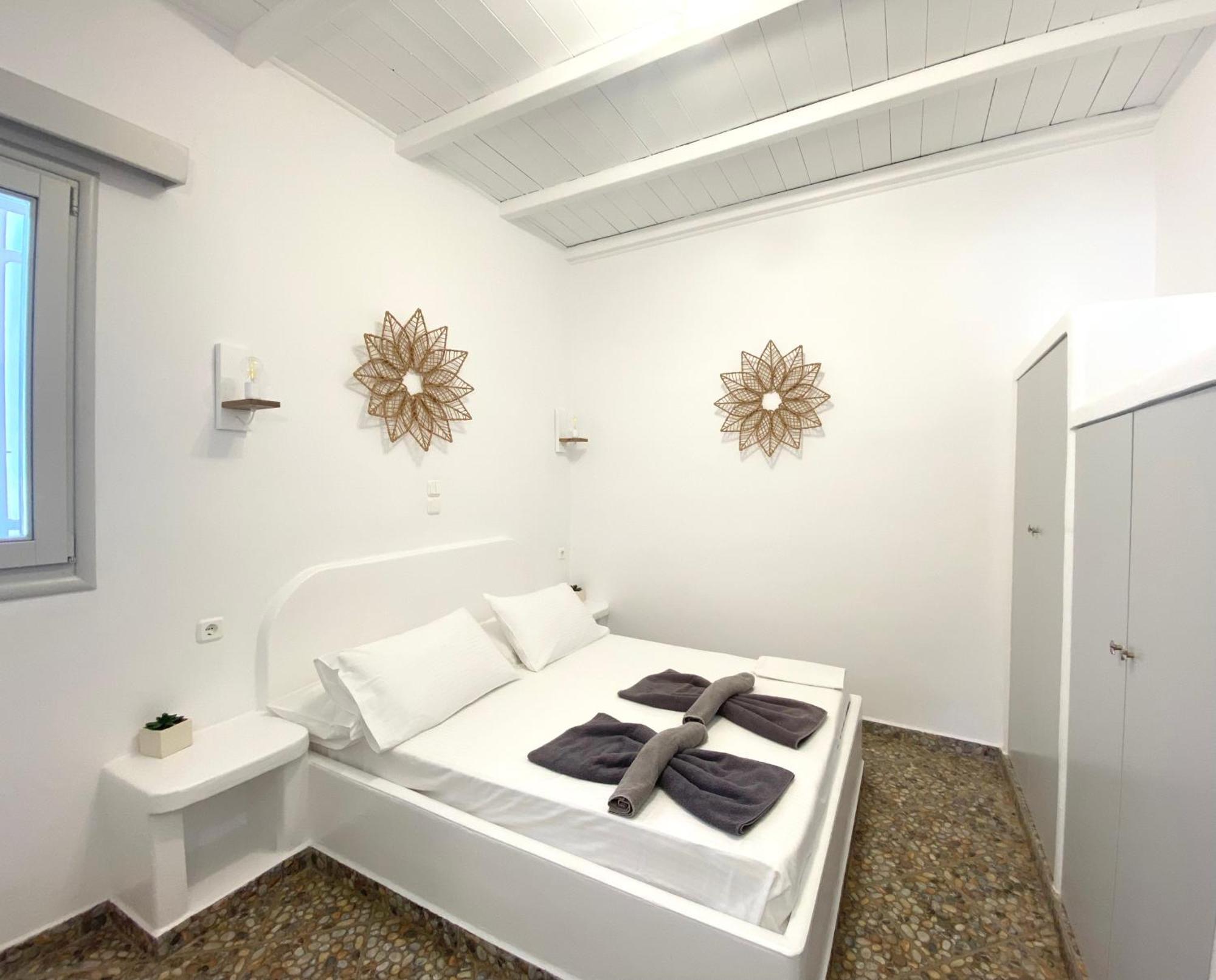 Agia Kyriaki Studios Agia Kiriaki Beach  エクステリア 写真